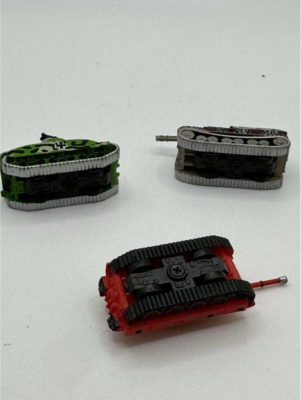 3 Micro Machine Galoob 1987 - Tanks - Red Army WWII German And M4R3 Sherman